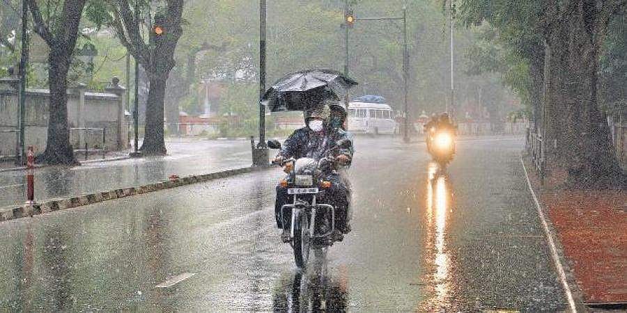 ഇന്നും നാളെയും മഴ; ഒൻപത് ജില്ലകളിൽ യെല്ലോ അലർട്ട് 