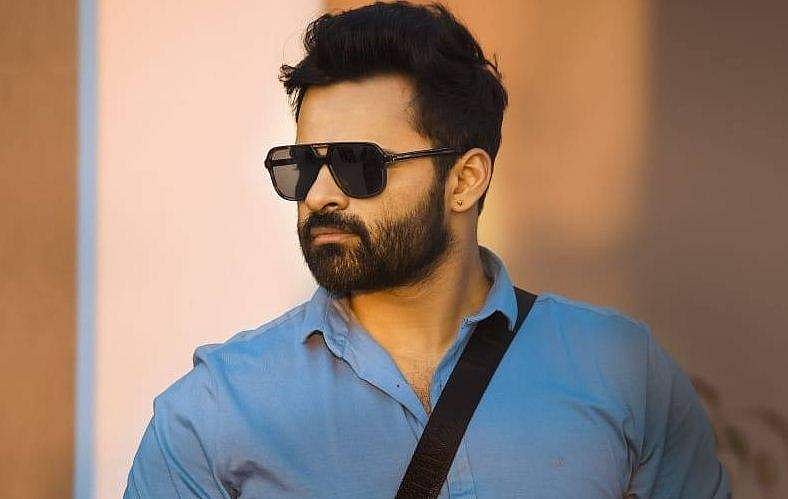 തെലുങ്ക് താരം സായ് ധരം തേജിന് ബൈക്കപകടത്തിൽ പരിക്ക്