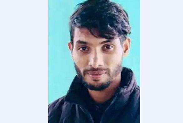 അശ്ലീല ചാറ്റുകള്‍ക്കെതിരായ പരാതിയില്‍ ഭീഷണി; എട്ടാം ക്ലാസ് വിദ്യാര്‍ഥിയുടെ ആത്മഹത്യയില്‍ അധ്യാപകന് എതിരെ പോക്‌സോ ചുമത്തി