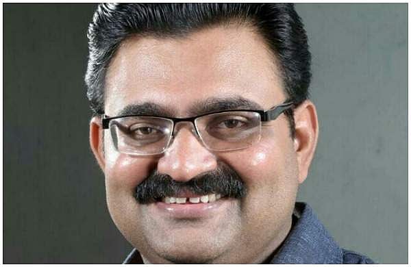 'കടപ്പുറത്ത് നഗ്‌നനായി നടത്തിക്കും, ഇരുട്ടടി അടിക്കും'; കൊച്ചി മേയര്‍ക്ക് 'താലിബാന്‍ ചീഫ് കമാന്‍ഡറുടെ' ഭീഷണിക്കത്ത്