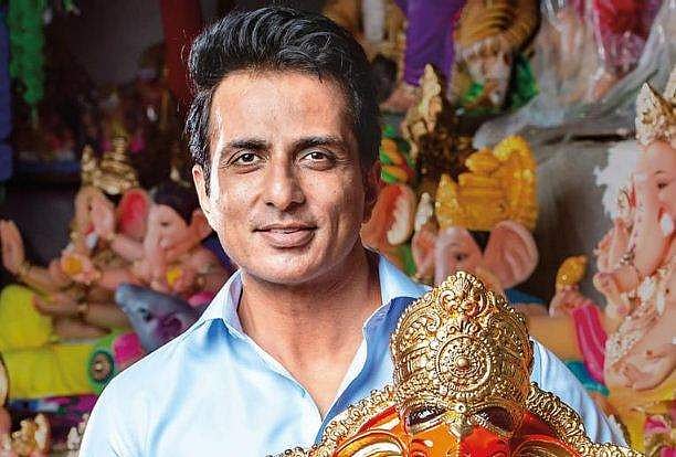 'അതെന്റെ ശപഥമാണ്, നിങ്ങളെ സേവിക്കാന്‍ എന്നും ഞാനുണ്ടാകും'; നിശബ്ദത വെടിഞ്ഞ് സോനു സൂദ്