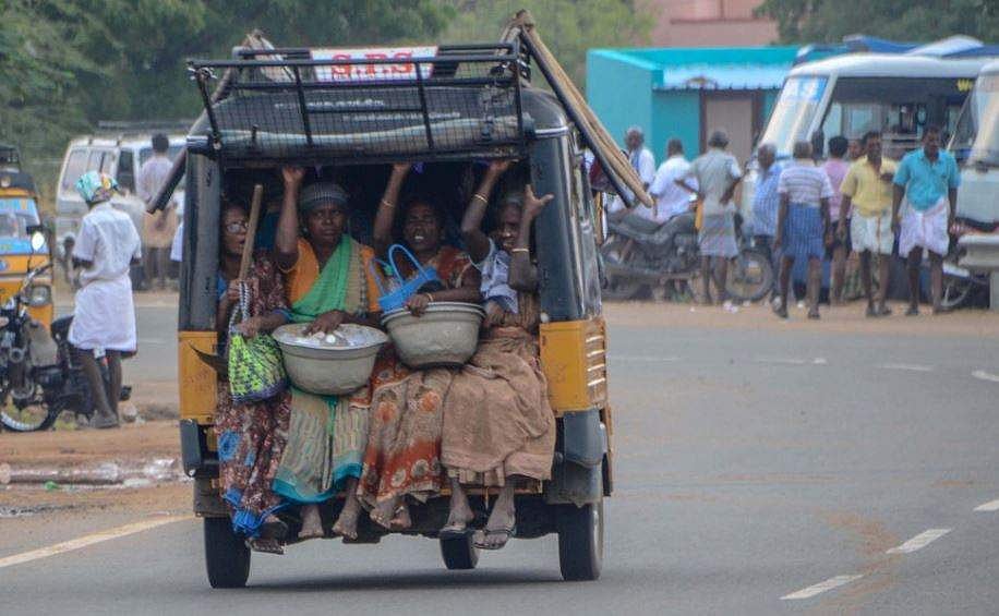 കോവിഡ് വ്യാപന തോത് കുറയുന്നു ; കേരളത്തിലും മഹാരാഷ്ട്രയിലും ആര്‍ വാല്യു ഒന്നിന് താഴെ