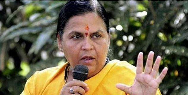ഉദ്യോഗസ്ഥര്‍ രാഷ്ട്രീയക്കാരുടെ 'ചെരുപ്പ് പെറുക്കികള്‍' ; വിവാദ പ്രസ്താവനയുമായി ഉമാഭാരതി