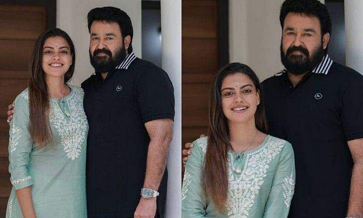 ലാലേട്ടനൊപ്പം '12th മാൻ'; സന്തോഷം പങ്കുവച്ച് അനുശ്രീ 