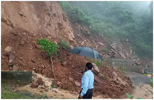 'ഗുലാബ്' വൈകുന്നേരം കരതൊടും; ഒഡീഷയില്‍ കനത്ത മഴ, ഉരുള്‍പൊട്ടല്‍