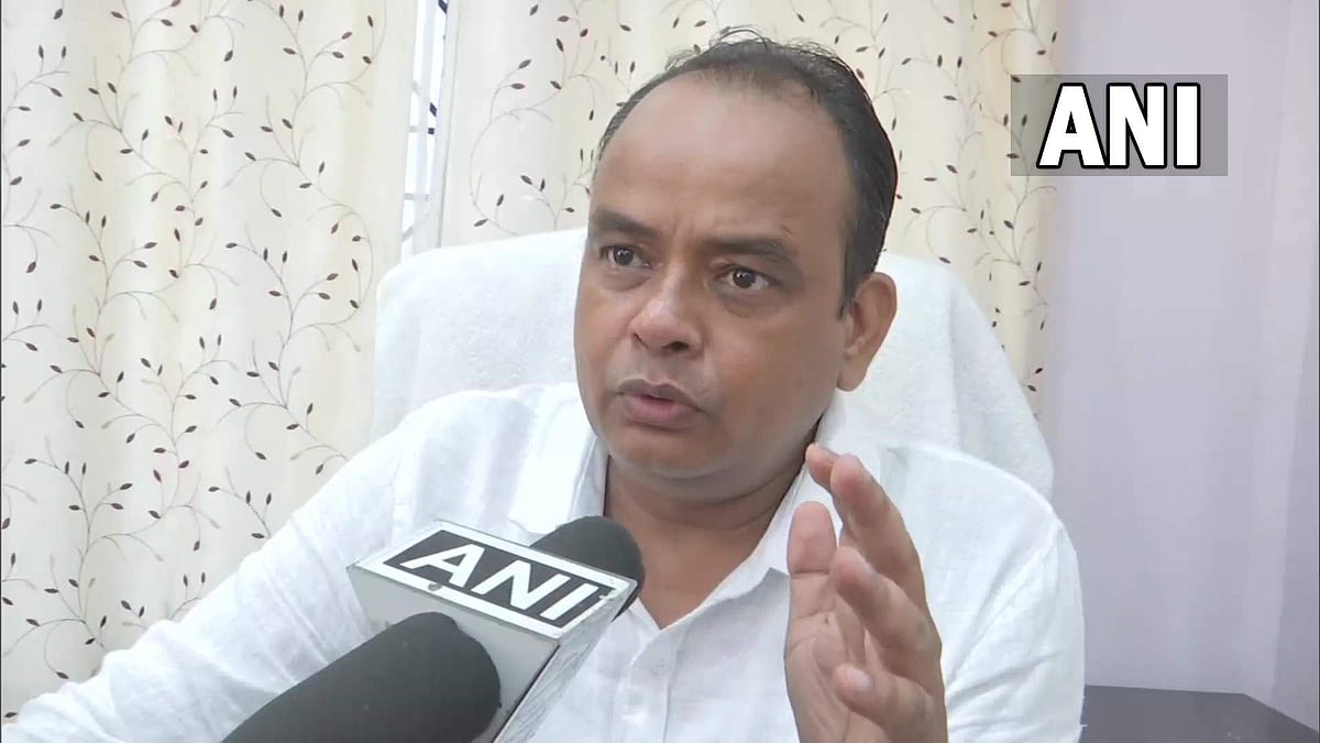 'താലിബാൻ നടത്തിയത് വിപ്ലവം'- കോൺഗ്രസ് എംഎൽഎയുടെ പ്രതികരണം വിവാദത്തിൽ; കടുത്ത ഭാഷയിൽ വിമർശിച്ച് ബിജെപി