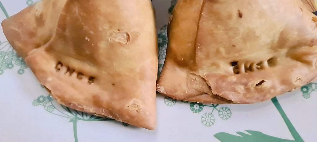 സമൂസയും ഇപ്പോള്‍ വേറെ ലെവല്‍; ഓര്‍ഡര്‍ ചെയ്താല്‍ സീരിയല്‍ നമ്പര്‍ സഹിതം കിട്ടും! 