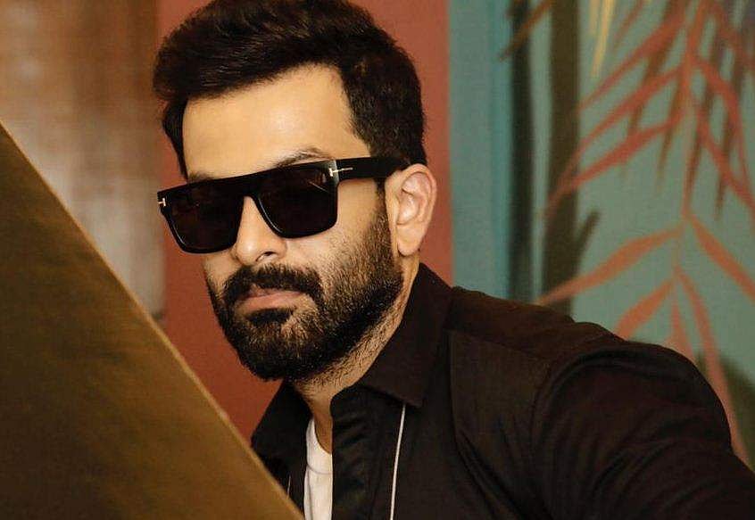 പരിക്കേറ്റത് കെഎസ്ആർടിസി ബസ്സിലെ ആക്ഷൻ രം​ഗം ചിത്രീകരിക്കുന്നതിനിടെ; പൃഥ്വിരാജിന് ഇന്ന് ശസ്ത്രക്രിയ