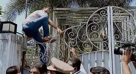 വാതില്‍ തുറന്നത് കാവ്യ; അകത്തേക്ക് പോയി തിരിച്ചു വന്നില്ല; കാത്തിരുന്ന് ക്രൈംബ്രാഞ്ച് സംഘം