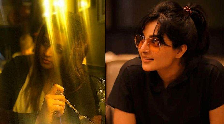 'നമ്മളെല്ലാവരും അൽപം തകർന്നവരാണ്', മഞ്ജു പകർത്തിയ ചിത്രം പങ്കുവച്ച് ഭാവന; വൈറൽ