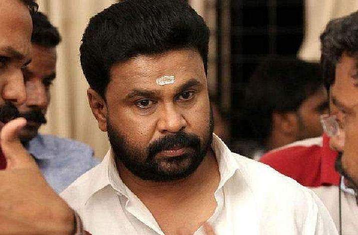 പ്രോസിക്യൂഷന് തിരിച്ചടി; തുടരന്വേഷണം ഒരു മാസത്തിനകം പൂര്‍ത്തിയാക്കണം; കൂടുതല്‍ സമയം അനുവദിക്കാനാവില്ലെന്ന് കോടതി