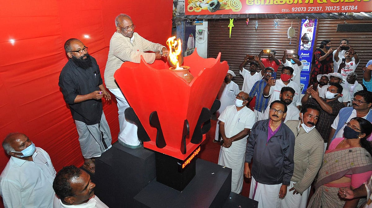 'സിപിഐയ്ക്ക് ബിജെപിയുടെ സ്വരം; കൂറുമുന്നണിയുണ്ടാക്കുന്നു': സിപിഎം ജില്ലാ സമ്മേളനത്തില് വിമര്ശനം