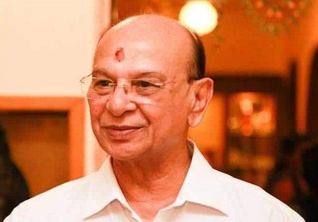 'ആജീവനാന്ത ക്യാബിനറ്റ് പദവി'- കോൺ​ഗ്രസ് എംഎൽഎയെ ആദരിച്ച് ബിജെപി സർക്കാർ