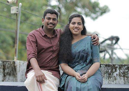 "തെക്കും വടക്കും ഒന്നാണ്"; ചിത്രം പങ്കുവെച്ച് ആര്യാ രാജേന്ദ്രൻ 
