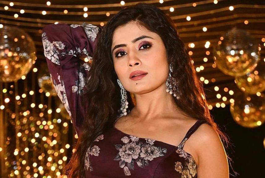 നടി വൈശാലിയുടെ മരണം, അയൽവാസികളായ ദമ്പതികൾക്കെതിരെ കേസെടുത്തു