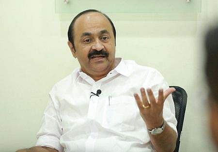 നേരത്തെ നടത്തിയ വിദേശയാത്രകളുടെ പ്രോഗ്രസ് റിപ്പോര്‍ട്ട് എവിടെ?; മുഖ്യമന്ത്രിയുടെ വാദം പൊള്ള; വിമര്‍ശിച്ച് വി ഡി സതീശന്‍