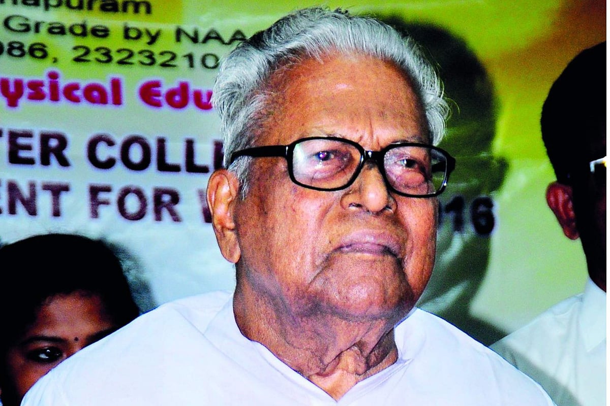 'വിചിത്രം; ദേശാഭിമാനി മാത്രം അറിഞ്ഞില്ല'; വിമര്‍ശനം