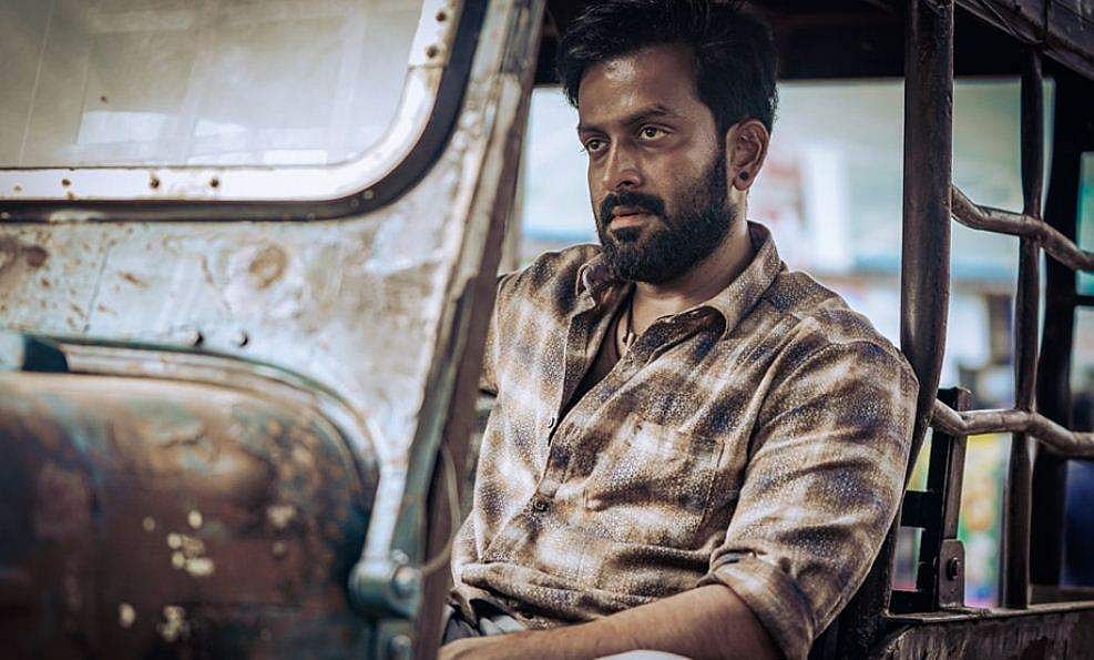 ഡബിൾ മോഹനനായി പൃഥ്വിരാജ്; 'വിലായത്ത് ബുദ്ധ'യിലെ ലുക്ക് പുറത്ത്