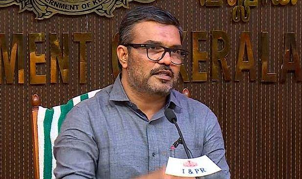 'കൊറോണക്കെതിരെ പാത്രം കൊട്ടിയതുപോലെ'; ലഹരിവിരുദ്ധ ദീപം തെളിയിക്കല്‍ ആഹ്വാനത്തില്‍ പരിഹാസവുമായി സിപിഎം നേതാവ്