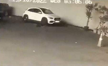 കാറില്‍ മറ്റൊരു സ്ത്രീ; ചോദ്യം ചെയ്ത ഭാര്യയെ ഇടിച്ചു തെറിപ്പിച്ചു; സിനിമാനിര്‍മ്മാതാവിനെതിരെ കേസ്; വിഡിയോ