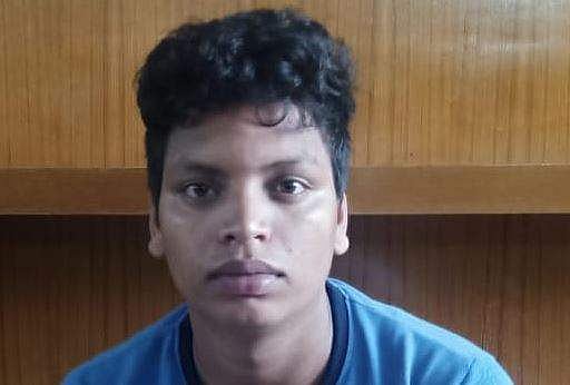 എസ്ബിഐയുടെ വ്യാജ ലിങ്ക് അയക്കും; തട്ടിപ്പിന് 50 സിമ്മുകൾ, 25 മൊബൈൽ; ഝാർഖണ്ഡ് സ്വദേശിയായ 22കാരൻ പിടിയിൽ