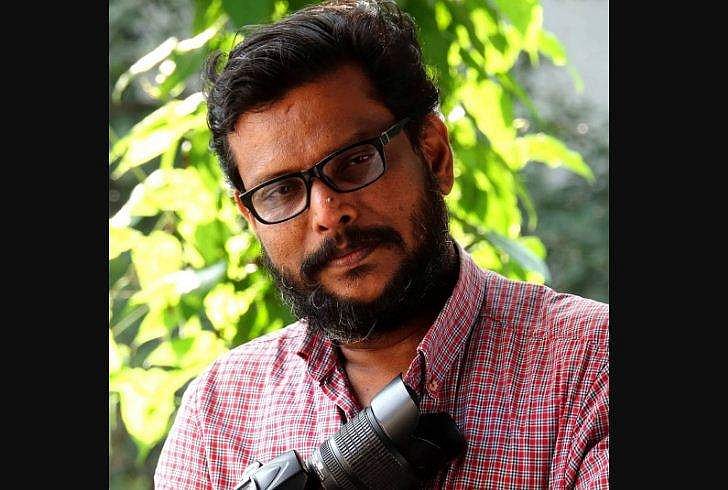 ട്രെയിൻ യാത്രയ്ക്കിടെ മാധ്യമപ്രവർത്തകൻ കുഴഞ്ഞു വീണ് മരിച്ചു 
