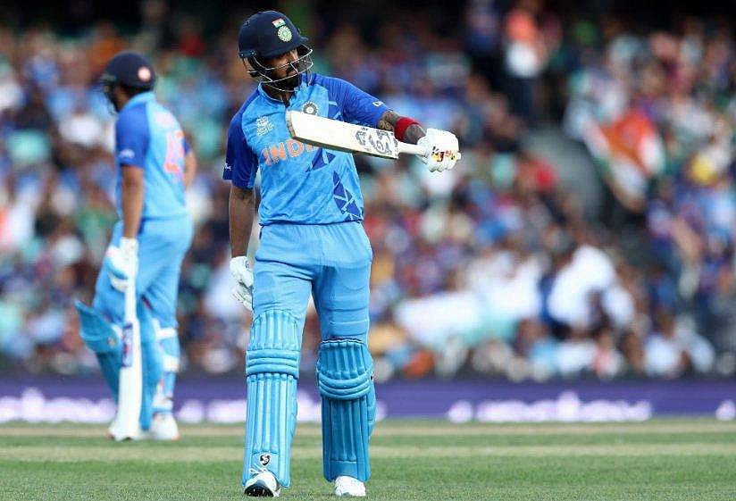 'അന്ന് കോഹ്‌ലി, നിങ്ങളുടെ മൈക്രോസ്കോപ്പിൽ ഇപ്പോൾ രാഹുൽ, അത്രയേയുള്ളു'- പൂർണ പിന്തുണയെന്ന് ദ്രാവിഡ്