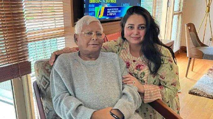 തെരഞ്ഞെടുപ്പ് തോറ്റു, ലാലുവിന്റെ മകള്‍ ആര്‍ജെഡി വിട്ടു; 'കുടുംബവുമായും ഇനി ബന്ധമില്ല'