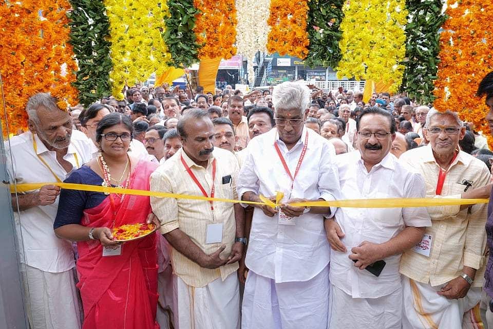 എന്‍എസ്എസിന്റെ 'പത്മ കഫേ' സുകുമാരന്‍ നായര്‍ ഉദ്ഘാടനം ചെയ്തു