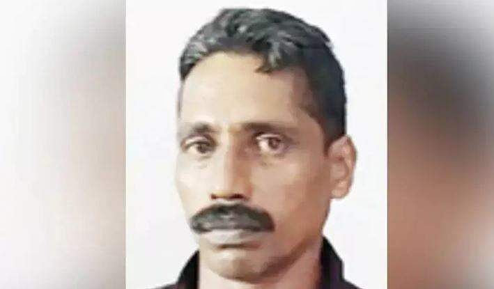തടി നോക്കാനെന്ന വ്യാജേന വീട്ടില്‍ കയറി; വീട്ടമ്മയെ കയറി പിടിച്ചു, പ്രതി അറസ്റ്റില്‍