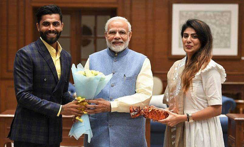 ക്രിക്കറ്റ് താരം രവീന്ദ്ര ജഡേജയുടെ ഭാര്യ ബിജെപി ടിക്കറ്റില്‍ മത്സരിക്കും?; വിജയ് രൂപാണിയേയും നിതിന്‍ പട്ടേലിനേയും തഴയും