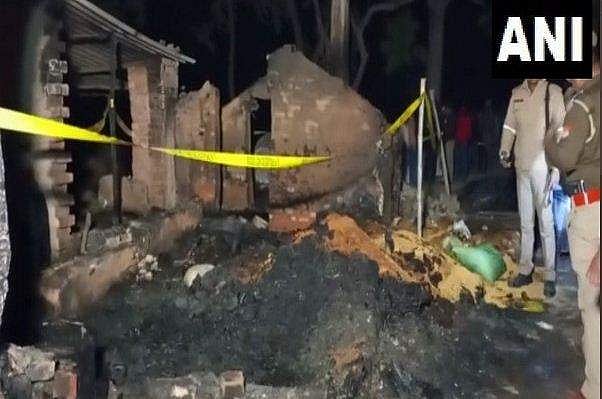 വീടിന് തീപിടിച്ചു; ഒരു കുടുംബത്തിലെ അഞ്ചുപേര്‍ വെന്തു മരിച്ചു