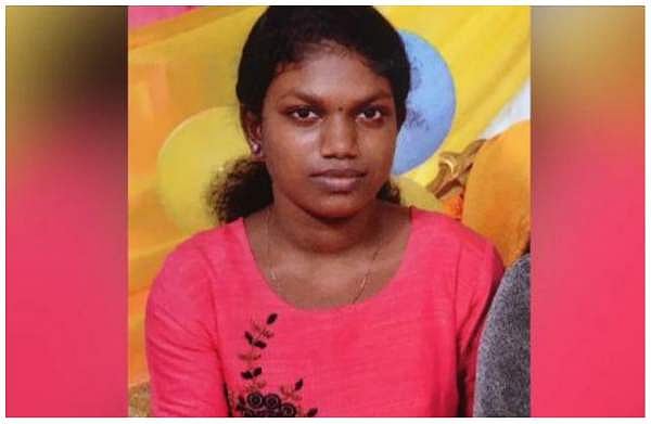 വര്‍ക്കലയില്‍ 17കാരിയെ വീട്ടുമുറ്റത്ത് കഴുത്തറുത്ത് കൊന്നു; ആണ്‍ സുഹൃത്ത് പിടിയില്‍ 