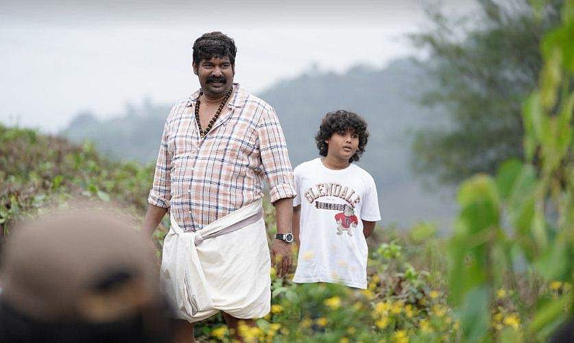 നായാട്ടിനു ശേഷം ജോജു ജോർജും മാർട്ടിൻ പ്രക്കാട്ടും വീണ്ടും, 'ഇരട്ട' പുതുവർഷത്തിൽ തിയറ്ററുകളിലേക്ക്