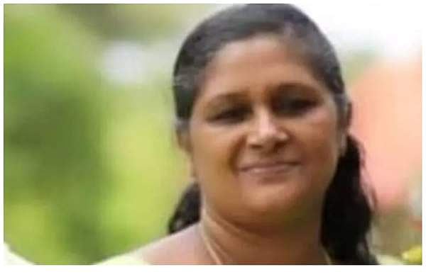 പുറകില് നിന്നെത്തിയ കാര് ഇടിച്ചു തെറിപ്പിച്ചു; കാല്നട യാത്രക്കാരി മരിച്ചു