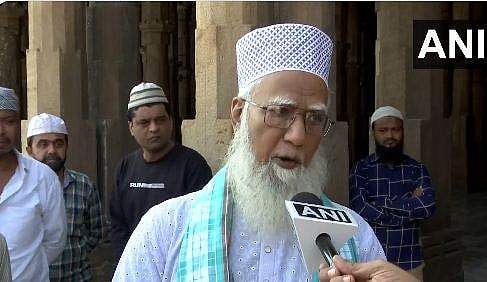 ആണുങ്ങള്‍ ഇല്ലാഞ്ഞിട്ടാണോ? ഇത് ഇസ്ലാമിനു വിരുദ്ധം; സ്ത്രീകളെ സ്ഥാനാര്‍ഥിയാക്കുന്നതിന് എതിരെ ഇമാം
