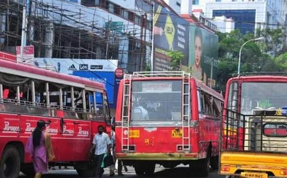 ബസില്‍ കുഴഞ്ഞു വീണു, ദയകാണിക്കാതെ ബസ് ജീവനക്കാര്‍; 23.9 ലക്ഷം നഷ്ടപരിഹാരം നല്‍കാന്‍ വിധി