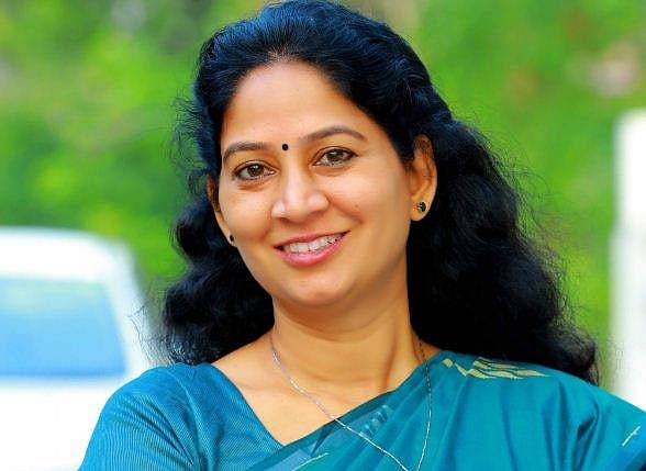 'ആ കുറിപ്പ് വ്യക്തിപരമായ മനോദുഃഖത്തിൽ നിന്നുണ്ടായത്'; ഖേദം പ്രകടിപ്പിച്ച് പ്രതിഭ എംഎൽഎ, സൈബറിടത്തിൽ നിന്ന് വിട്ടുനിൽക്കും