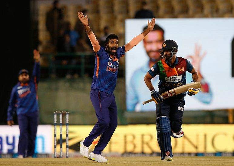 കത്തിക്കയറി ഷനക; ഇന്ത്യക്ക് ജയിക്കാന്‍ 184 റണ്‍സ്