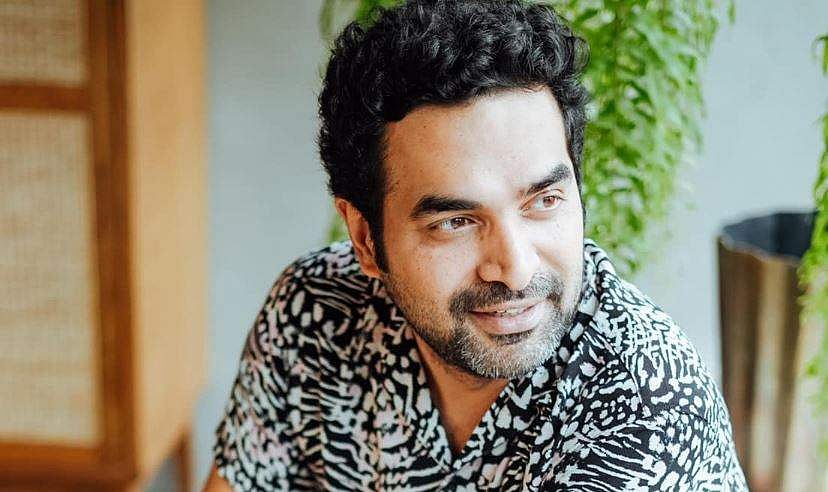 'രണ്ടോ, മൂന്നോ സെക്കൻ്റ് ആ പാട്ടിൻ്റെ ക്രിയേറ്റേഴ്സിനായി മാറ്റിവയ്ക്കൂ, സംഗീത ലോകത്തോട് കാണിക്കുന്ന നീതിയാകും'; ​ഗോപി സുന്ദർ