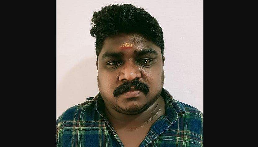 ടുവീലറിൽ പ്രത്യേക അറ; വിൽപ്പന ഫോണിലൂടെ; കഞ്ചാവുമായി യുവാവ് പിടിയിൽ 