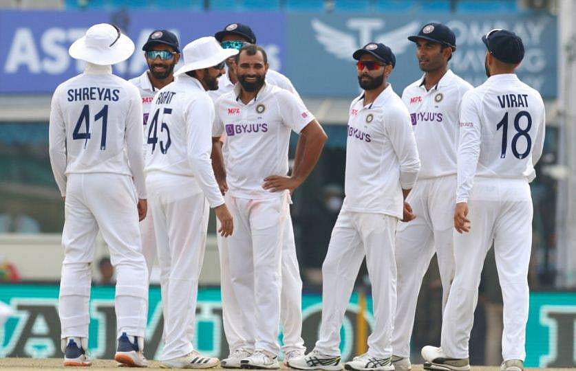 ജഡേജയും അശ്വിനും ചേര്‍ന്ന് എറിഞ്ഞിട്ടു, ലങ്കയ്‌ക്കെതിരെ ഇന്ത്യക്ക് ഇന്നിങ്‌സ് ജയം