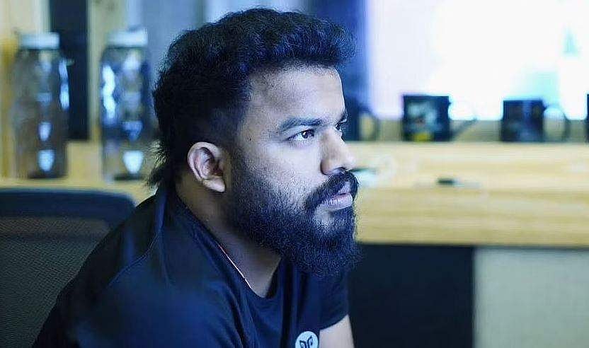 'രക്തം ഒഴുകുന്നത് അറിഞ്ഞിട്ടും എന്റെ മേൽ ബലപ്രയോ​ഗം നടത്തി, ​ഗർഭം അലസിപ്പിച്ചു'; ലിജു കൃഷ്ണ ക്രൂരമായി പീഡിപ്പിച്ചെന്ന് യുവതി, കുറിപ്പ്