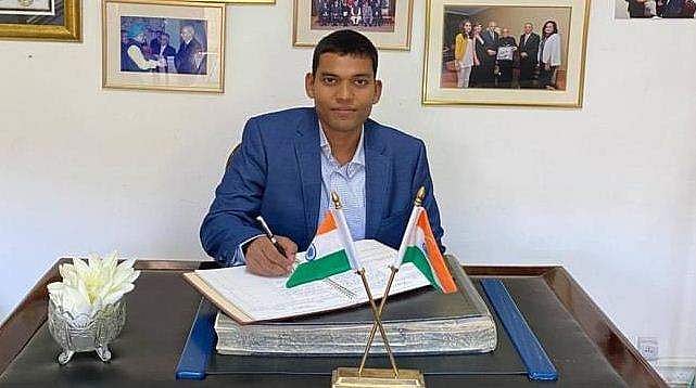 പലസ്തീനിലെ ഇന്ത്യൻ പ്രതിനിധി എംബസി ആസ്ഥാനത്ത് മരിച്ച നിലയിൽ