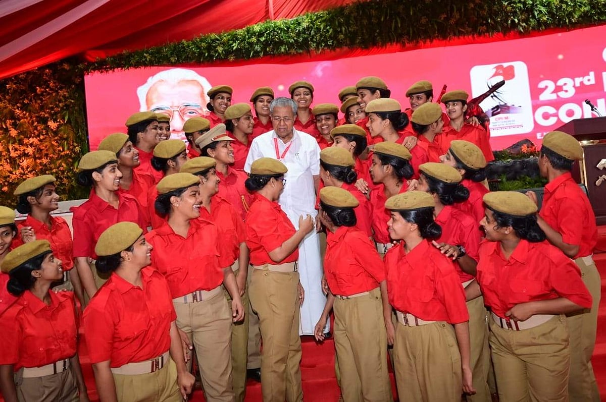 ഭൂരിപക്ഷം ജനങ്ങളും കെ റെയിലിന് ഒപ്പം; അന്ധമായി എതിര്‍ക്കുകയല്ല വേണ്ടത്: പിണറായി വിജയന്‍