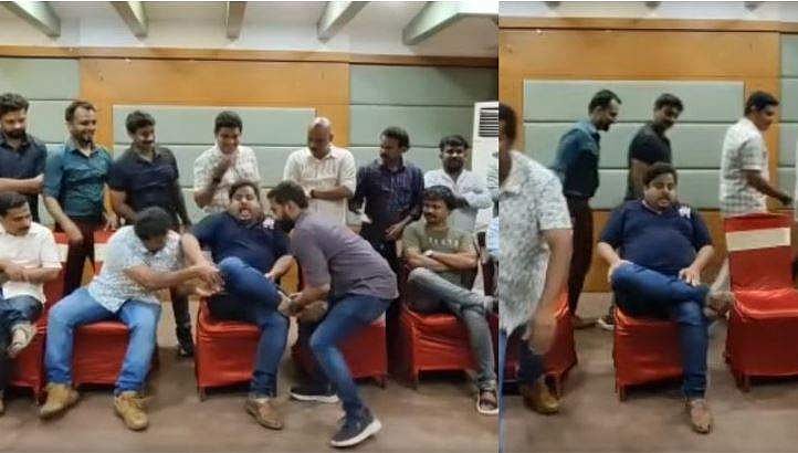 ചാമ്പിക്കോ ട്രെന്ഡിനൊപ്പം ചേരാൻ നിർമൽ പാലാഴി, പക്ഷേ നടന്നത് മറ്റൊന്ന്; വിഡിയോ വൈറൽ