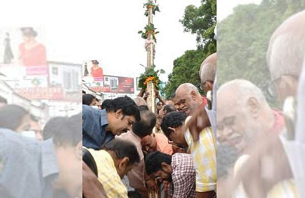 തൃശൂര്‍ പൂരത്തിരക്കിലേക്ക്; ആവേശത്തിനു തുടക്കമിട്ട് പാറമേക്കാവിന്റെ പന്തല്‍ കാല്‍നാട്ട് കര്‍മം