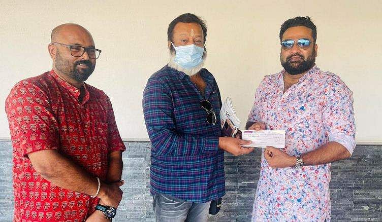 "ചങ്കല്ല, ചങ്കിടിപ്പാണ് സുരേഷേട്ടൻ; 'പ്രസംഗ' സ്വഭാവമുള്ള പലർക്കുമിടയിൽ ഒരു അദ്ഭുതം" 