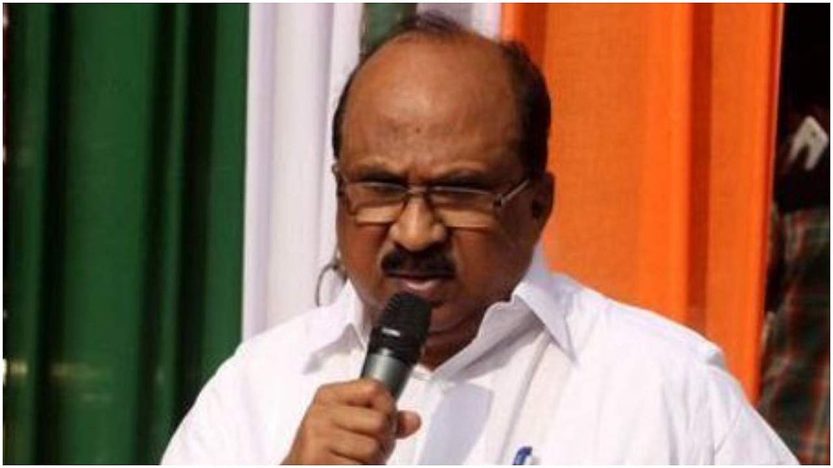 കെ സുധാകരന് കനത്ത തിരിച്ചടി; നടപടി പേരിന് മാത്രം; കെ വി തോമസിനെ 'സംരക്ഷിച്ച്' ഹൈക്കമാന്ഡ്