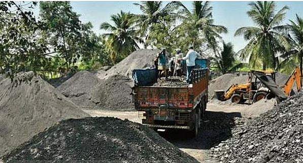 വൈദ്യുതി പ്രതിസന്ധി പരിഹരിക്കാന്‍ നീക്കവുമായി റെയില്‍വേ; 42 പാസഞ്ചര്‍ ട്രെയിനുകള്‍ അനിശ്ചിതകാലത്തേയ്ക്ക് റദ്ദാക്കി